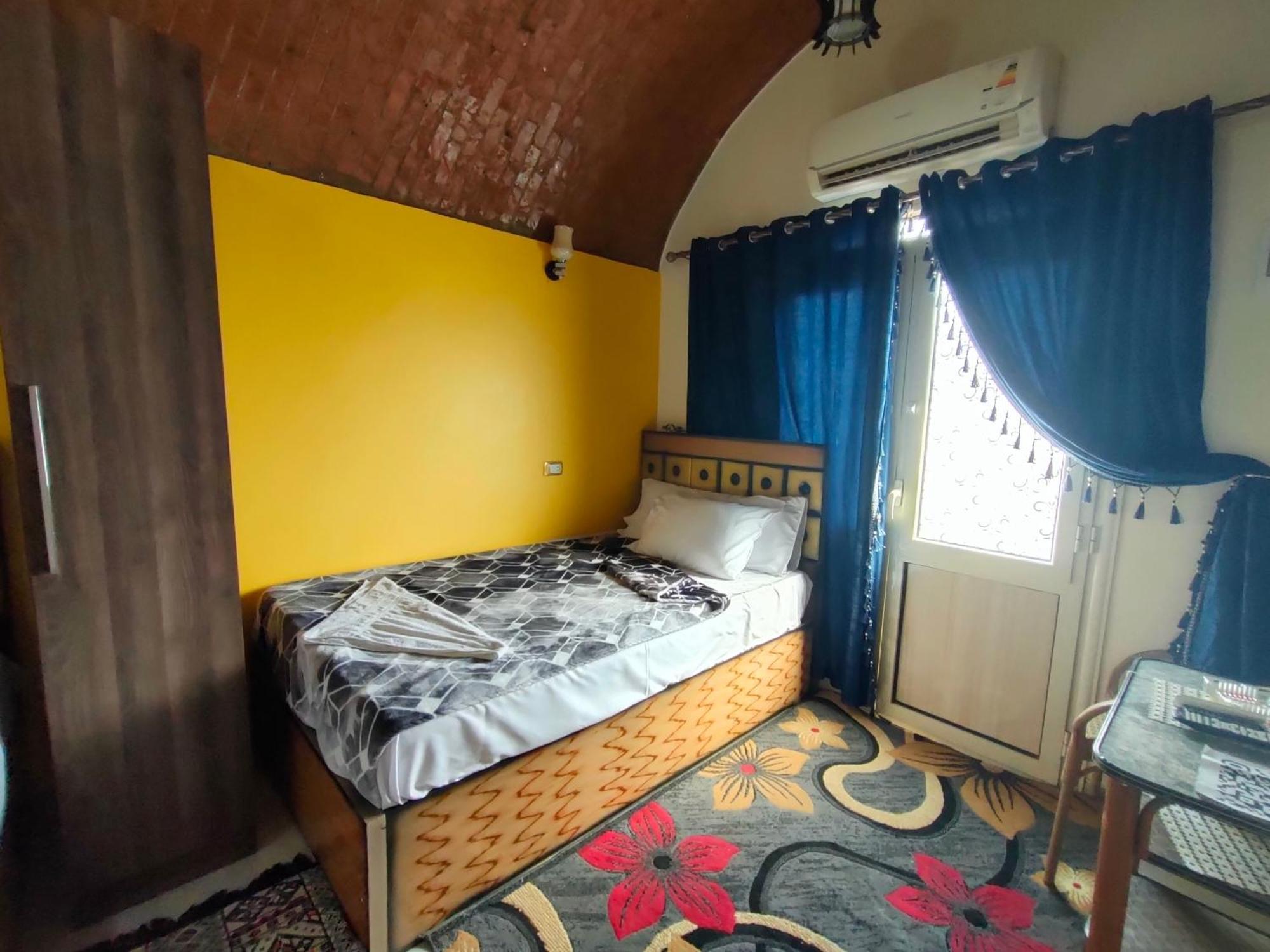 Abu Simbel Nubian Guest House Екстериор снимка